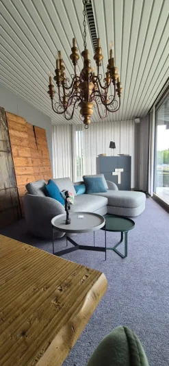 Divano moderno tessuto Dune di Gurian con sconto del - 29%