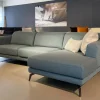 Divano moderno tessuto Lambert di Le comfort con sconto del - 40%