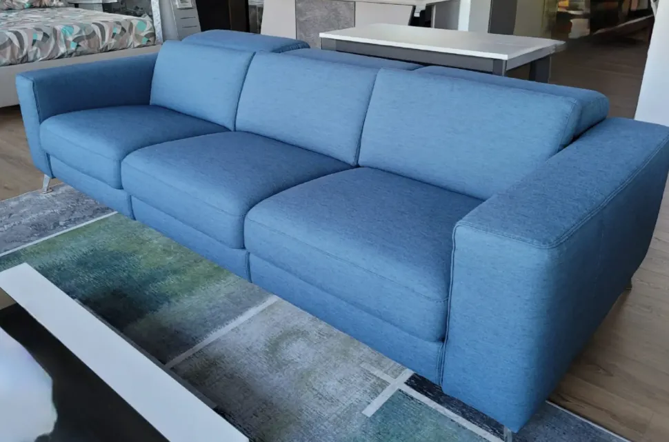 Divano Mooving di Valmori in stile moderno a prezzo scontato