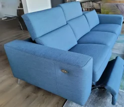 Divano Mooving di Valmori in stile moderno a prezzo scontato