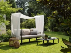 Divano per l'esterno Divano komodo ombra 3 a marchio Nardi a prezzo scontato