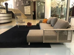 Divano per l'esterno Poltrona frau Solaria a prezzi outlet