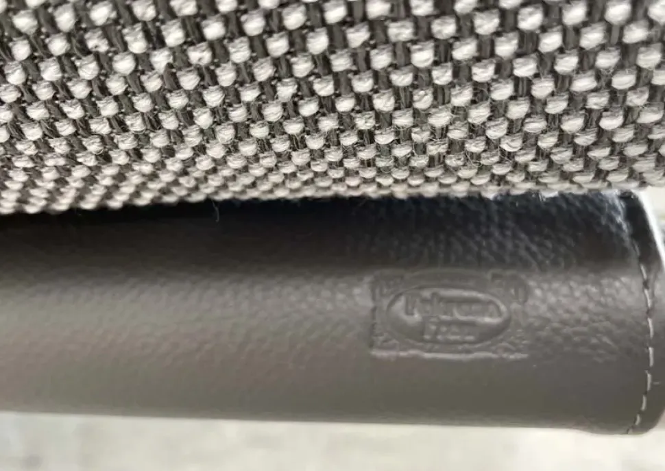 Divano Poltrona frau Let it be PREZZI OUTLET sconto 42%