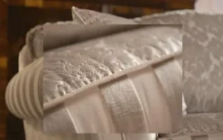 Divano pronta consegna come in foto. MD Work a prezzi vantaggiosi!