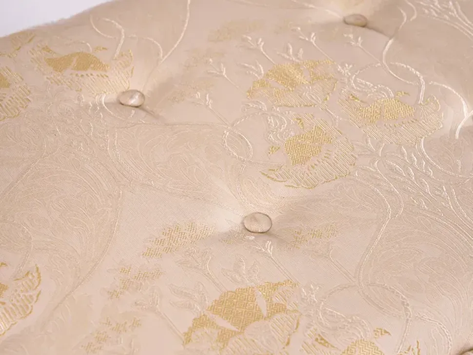 Divano Raggio di sole di Medea in stile classico a prezzo scontato