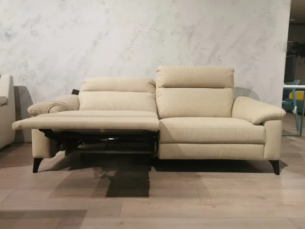 Divano relax tessuto in poliuretano Egoitaliano a prezzo scontato