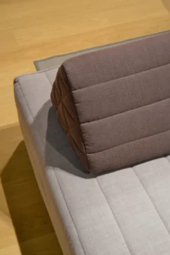 Divano Samet  di Gervasoni in stile design a prezzo scontato