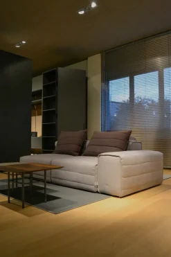 Divano Samet  di Gervasoni in stile design a prezzo scontato