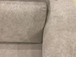 Divano Sasha di Collezione esclusiva in stile moderno a prezzo scontato