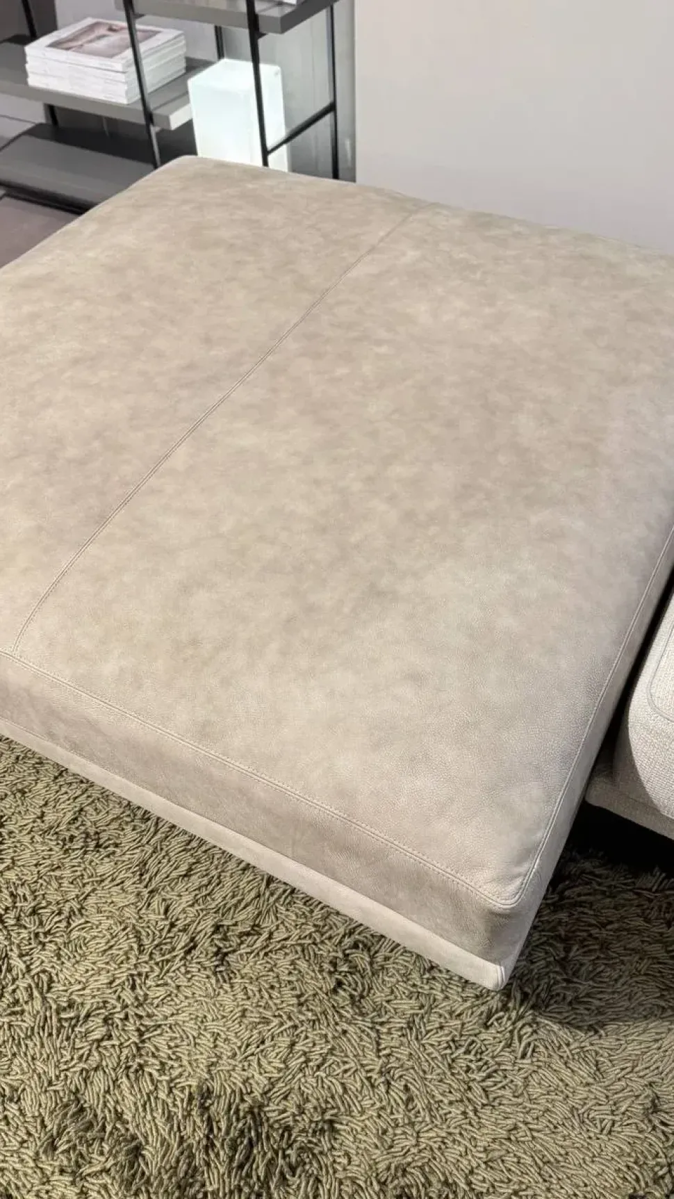 Divano Sheridan tessuto in poliuretano Desirèe in Offerta Outlet