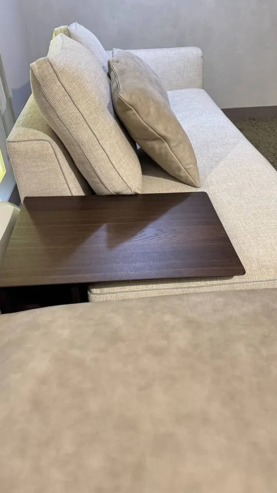 Divano Sheridan tessuto in poliuretano Desirèe in Offerta Outlet