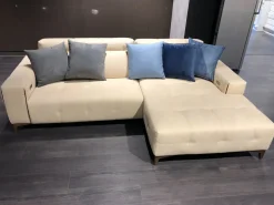 Divano Tiffany in Microfibra non sfoderabile di Egoitaliano scontato 60%