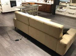 Divano Tiffany  in Microfibra non sfoderabile  di Egoitaliano scontato 60%