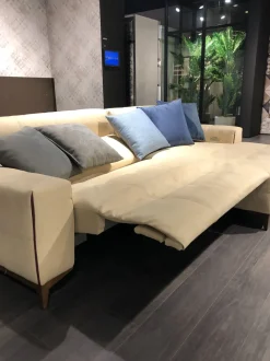 Divano Tiffany  in Microfibra non sfoderabile  di Egoitaliano scontato 60%