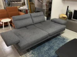 Divano Toby-wing in Tessuto sfoderabile  di Calia scontato 43%