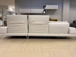 Divano Upper in Tessuto sfoderabile  di Samoa scontato 53%