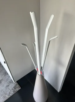 Eclettico appendiabiti Kadou Bonaldo a PREZZI OUTLET