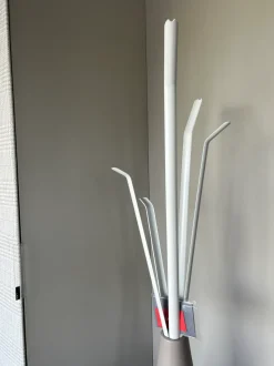 Eclettico appendiabiti Kadou Bonaldo a PREZZI OUTLET