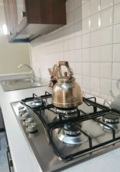 Ecommerce: Cucine in legno artigianale a -40%! Prezzi outlet sullo shop!