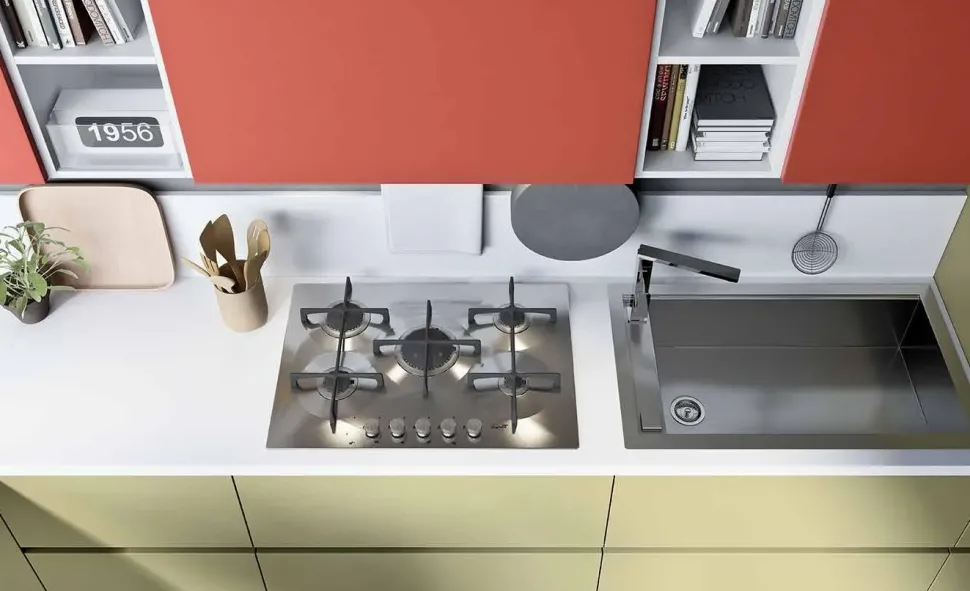 Essebi cucina moderna Seta in vari colori scontata del 34%. Massimo stile a prezzi bassi!