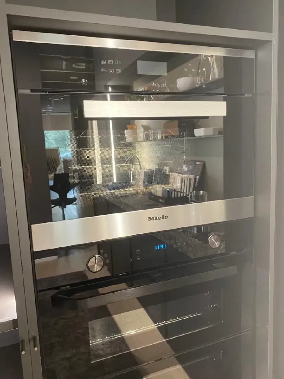 Forno Mìele modello Fono a vapore pureline con scaldavivande a prezzo scontato