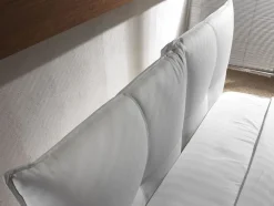 Goditi il comfort del letto imbottito Australia di Artigianale al 34% di sconto! Massimo benessere a un prezzo imbattibile.