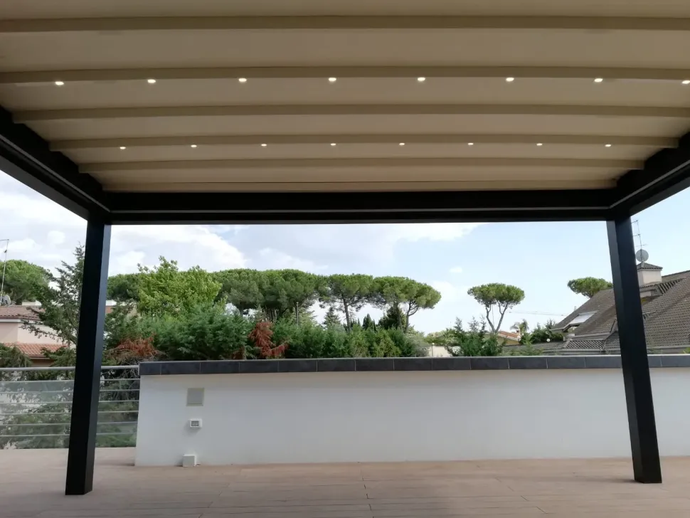 Innovativa pergotenda Med zenith gibus Gibus a prezzo scontato