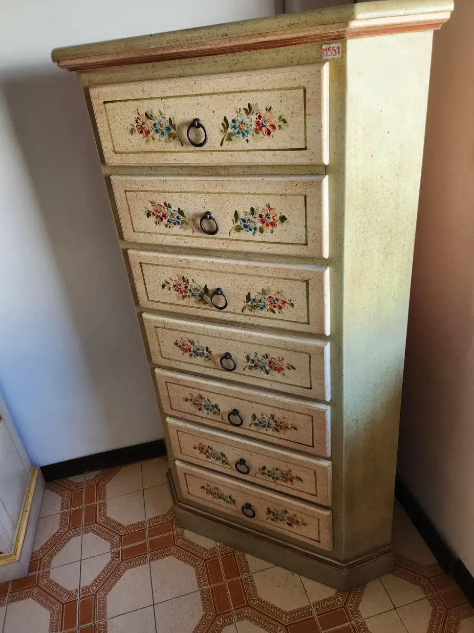 Inviaci la tua richiesta compilando il modulo e scopri il prezzo del mobile M551 cassettiera