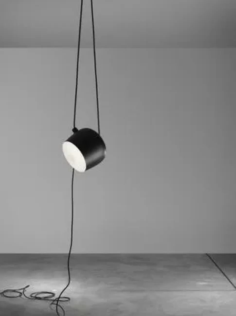 Lampada a sospensione Aim Flos a prezzo scontato