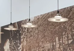 Lampada a sospensione Frisbi Flos a prezzo scontato