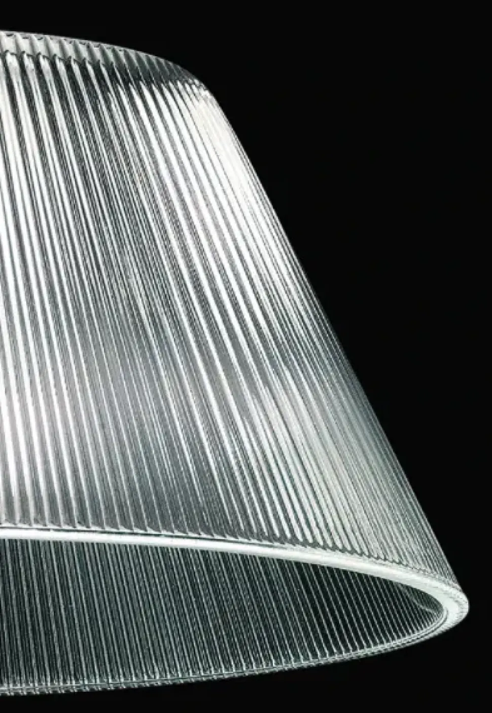 Lampada a sospensione in vetro Romeo moon suspension 1 Flos a prezzo Outlet