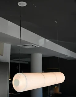 Lampada a sospensione Tekio Santa e cole con un ribasso esclusivo