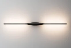 Lampada da parete Apex Fontana Arte a prezzo Outlet.