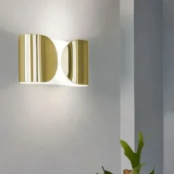 Lampada da parete Foglio Flos a prezzo scontato