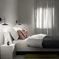 Lampada da parete in metallo Poe wall Linea light a prezzo scontato