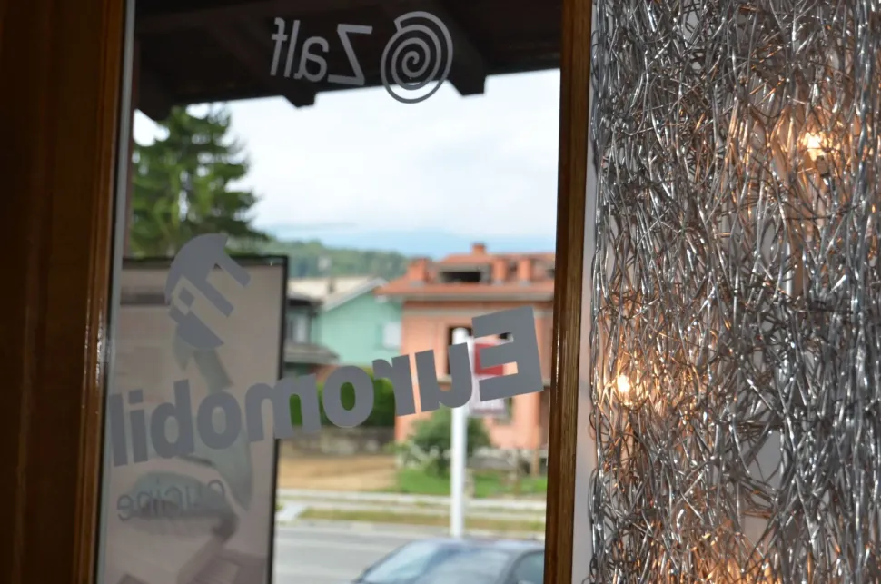 Lampada da parete Luxform con SCONTO IMPERDIBILE