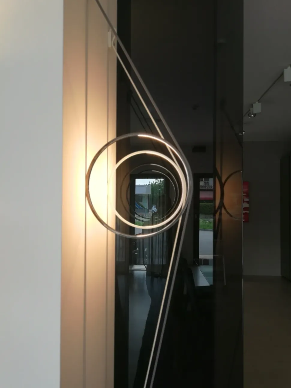 Lampada da parete Wirering Flos con uno sconto esclusivo