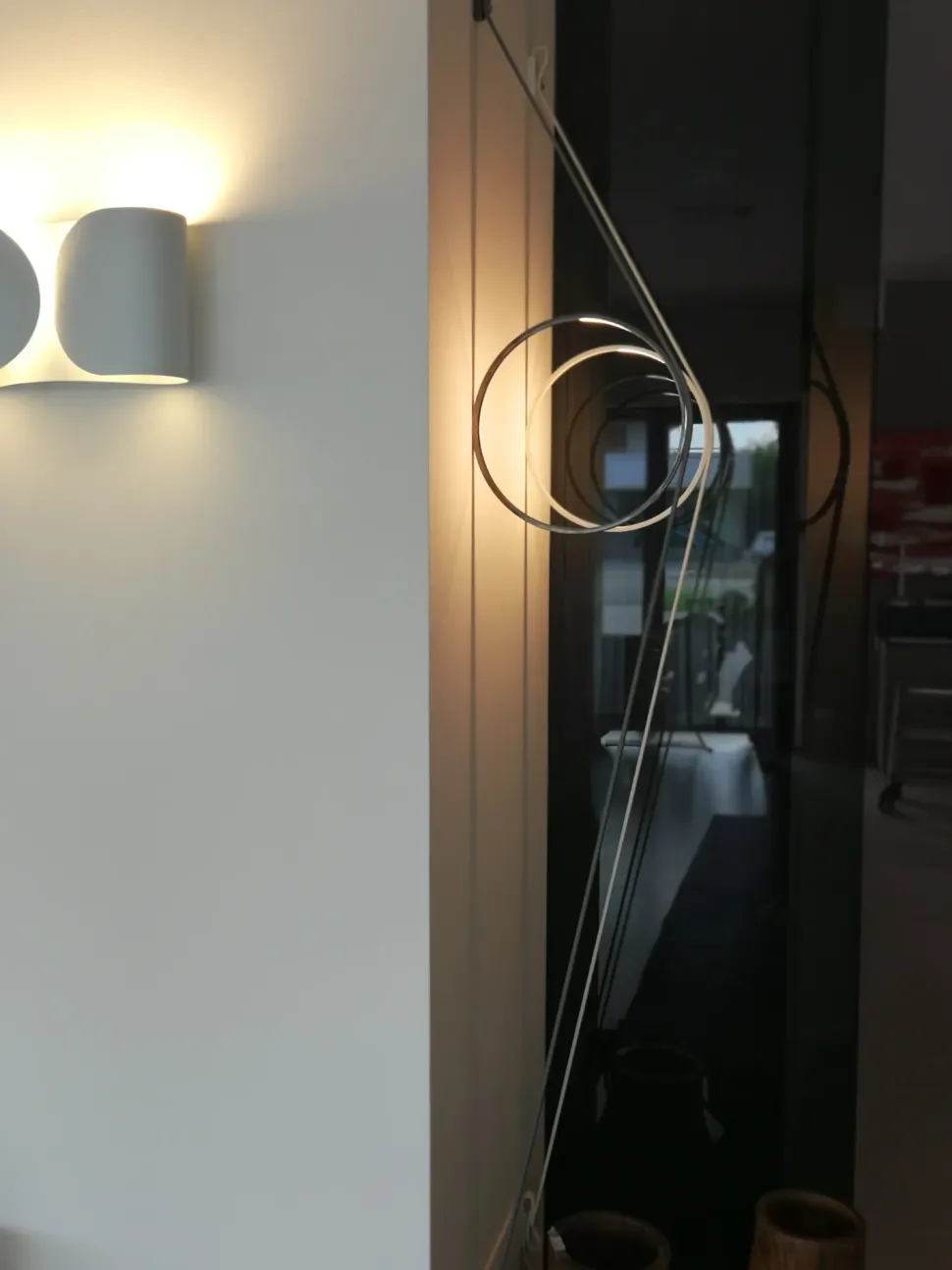 Lampada da parete Wirering Flos con uno sconto esclusivo