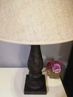 Lampada da tavolo Giulia Cantori con un ribasso esclusivo