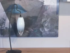 Lampada da tavolo Goccia Vistosi con uno sconto esclusivo