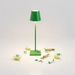 Lampada da tavolo in metallo Poldina micro green lampada da tavolo led Zafferano in Offerta Outlet