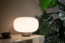 Lampada da tavolo in metallo Legier Artigianale in Offerta Outlet