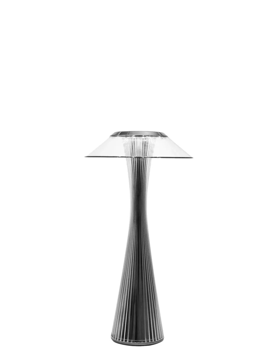 Lampada da tavolo Kartell Space outdoor stile Design in offerta