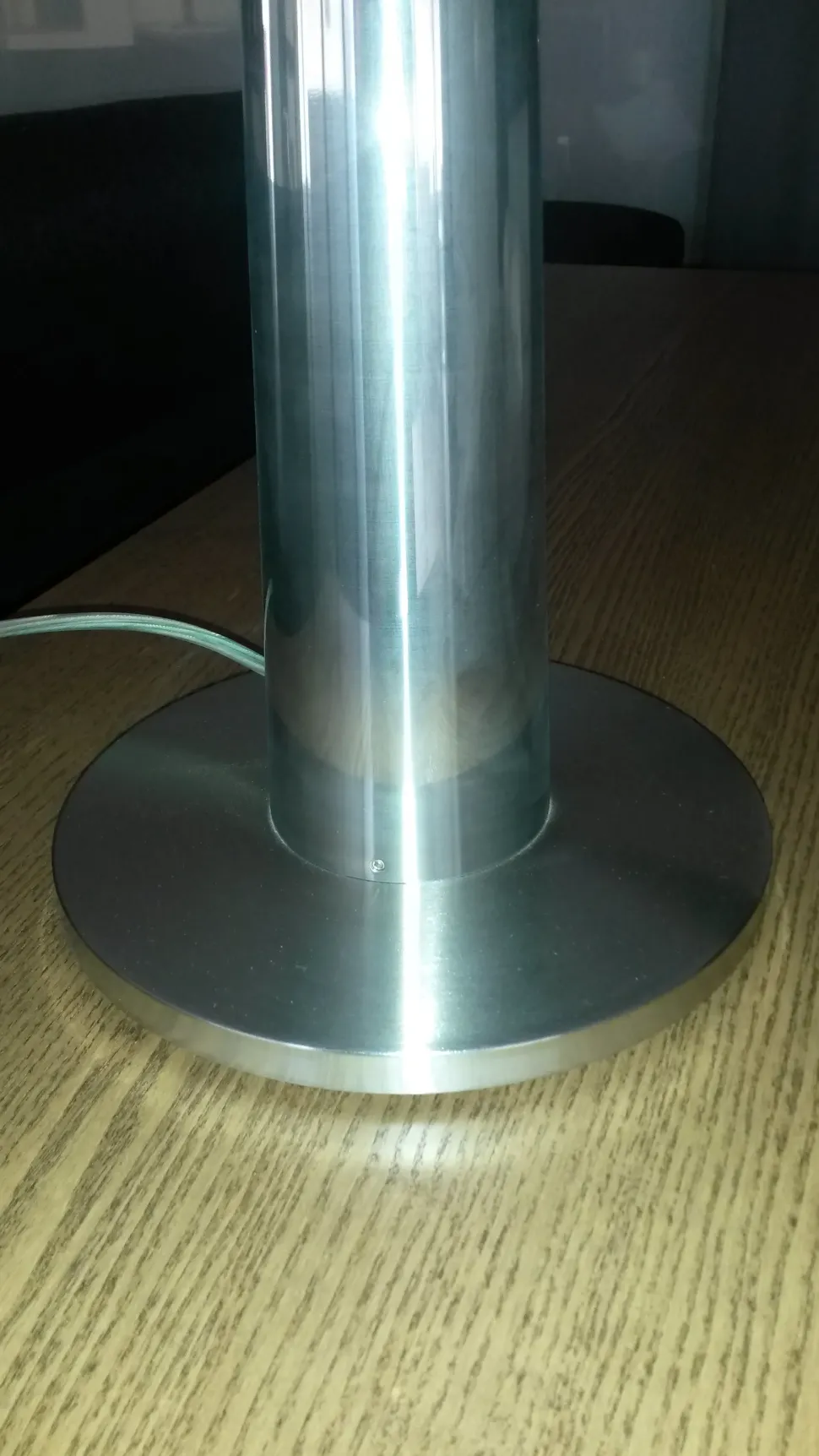 Lampada da tavolo modello Lem di &Costa