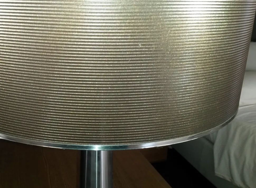 Lampada da tavolo modello Lem di &Costa