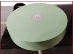 Lampada da tavolo Ondaluce Tap stile Design con forte sconto