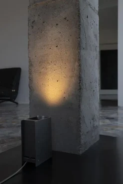 Lampada da tavolo Plint battery mini Nemo a prezzo scontato