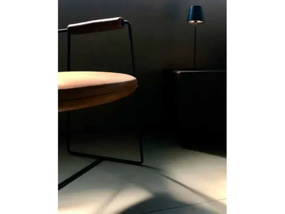 Lampada da tavolo Poldina Zafferano a prezzo scontato