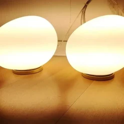 Lampada da tavolo stile Design Gregg Foscarini in offerta outlet