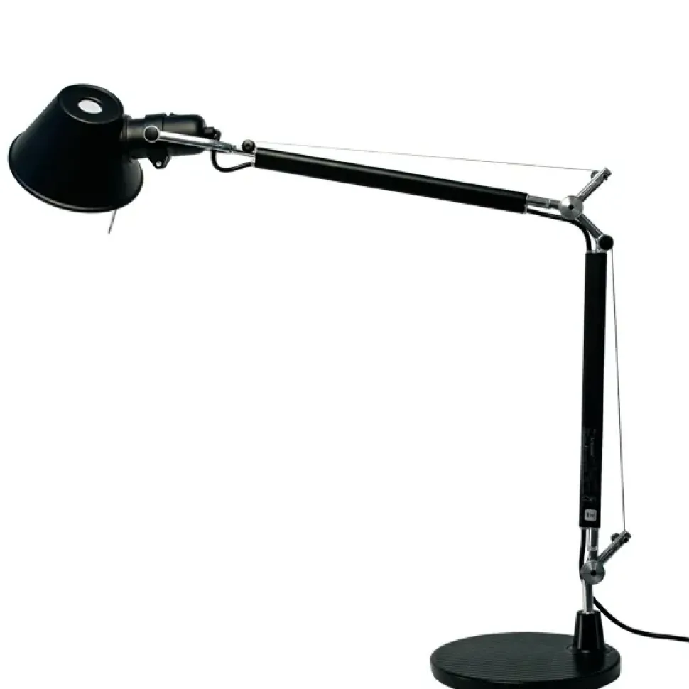 Lampada da tavolo stile Design Tolomeo con base diam.23 Artemide in offerta outlet